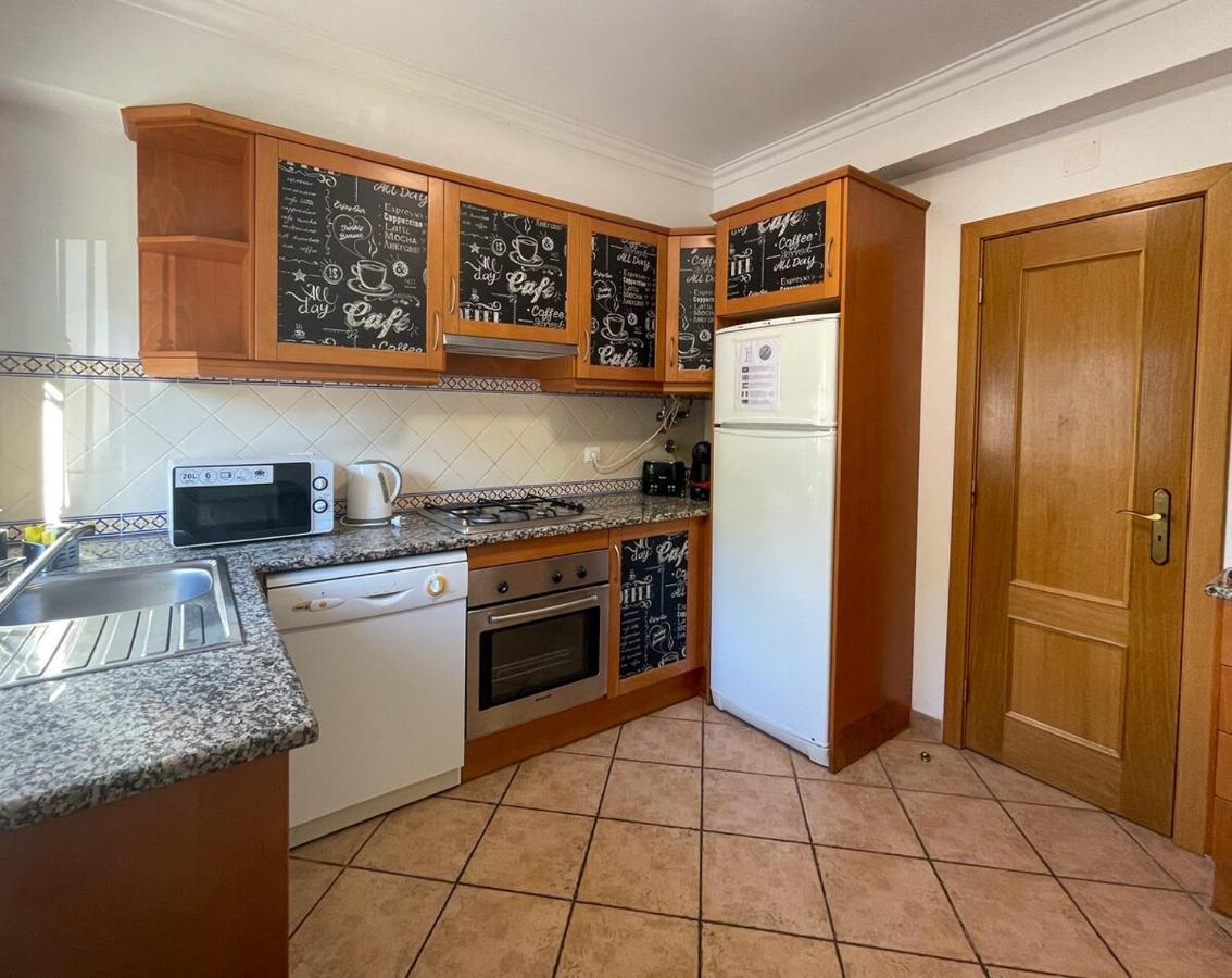 Moradia T3 Aguia Marina, Com Piscina E Bbq Villa Albufeira Kültér fotó