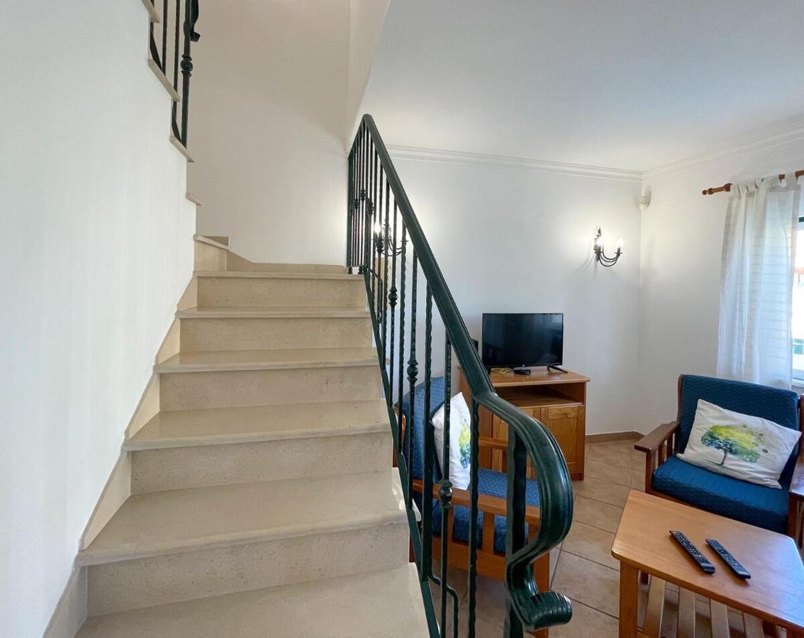 Moradia T3 Aguia Marina, Com Piscina E Bbq Villa Albufeira Kültér fotó