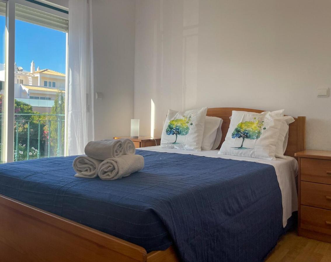 Moradia T3 Aguia Marina, Com Piscina E Bbq Villa Albufeira Kültér fotó